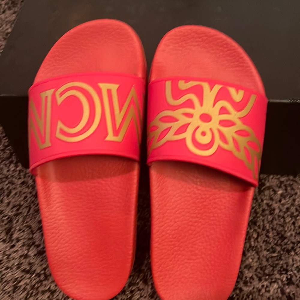 Authentic Mcm Slides In Like New Condition, Color… - image 1